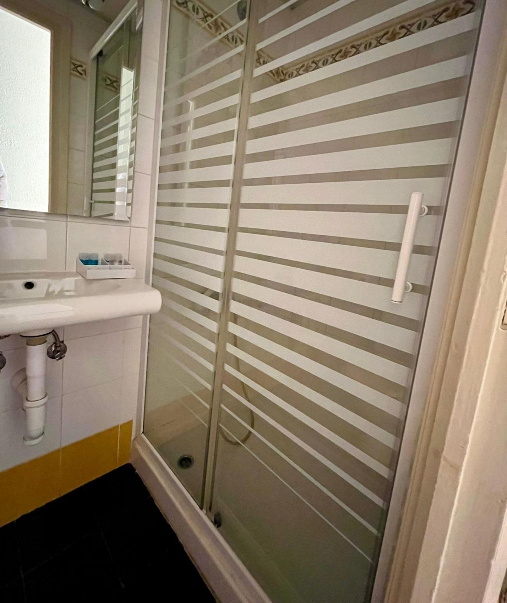 Apartamentos Ubaga Ezcaray Luaran gambar